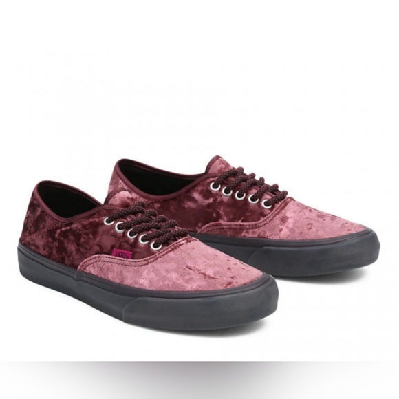Vans X Alex Knost X Lee-Ann Curren Authentic Vr3 *NWT* - Picture 1 of 7